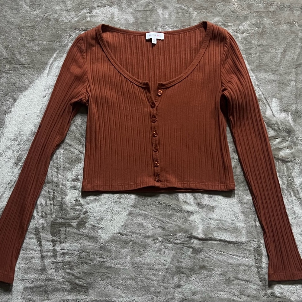 BETTER BE RUST LONG SLEEVE CROP TOP